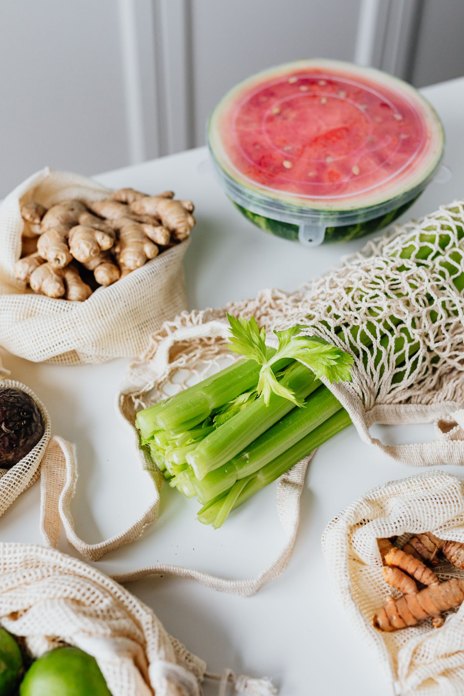 Diuréticos naturales: alimentos e infusiones para la retención de líquidos